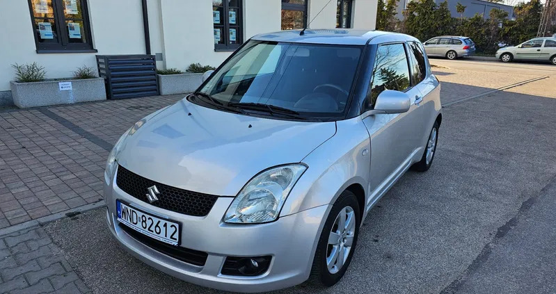 sokołów małopolski Suzuki Swift cena 13900 przebieg: 119000, rok produkcji 2010 z Sokołów Małopolski